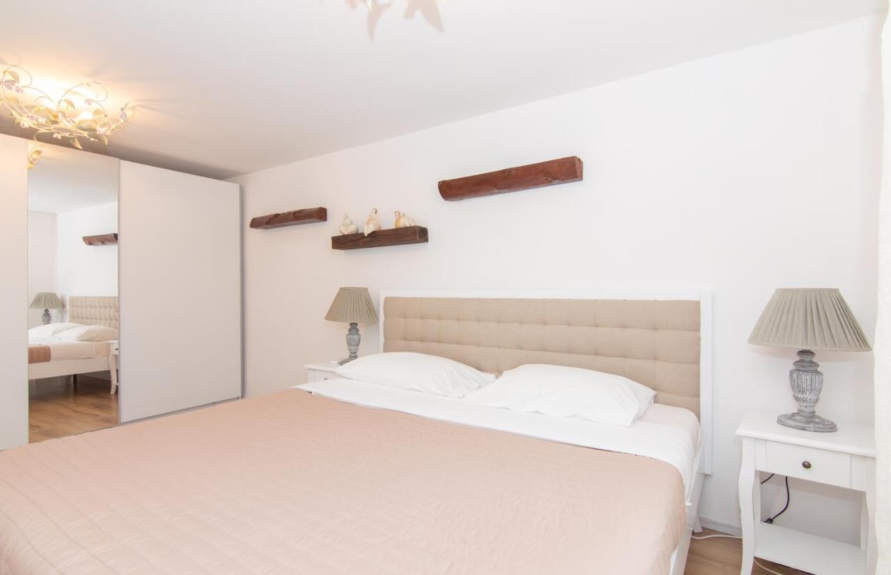 Apartments Elleon Piran By Locap Group Ngoại thất bức ảnh